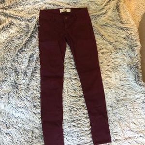 hollister maroon high waisted skinny jeans (0)